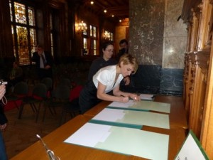 La signature de Sophie (Mariage Civil)